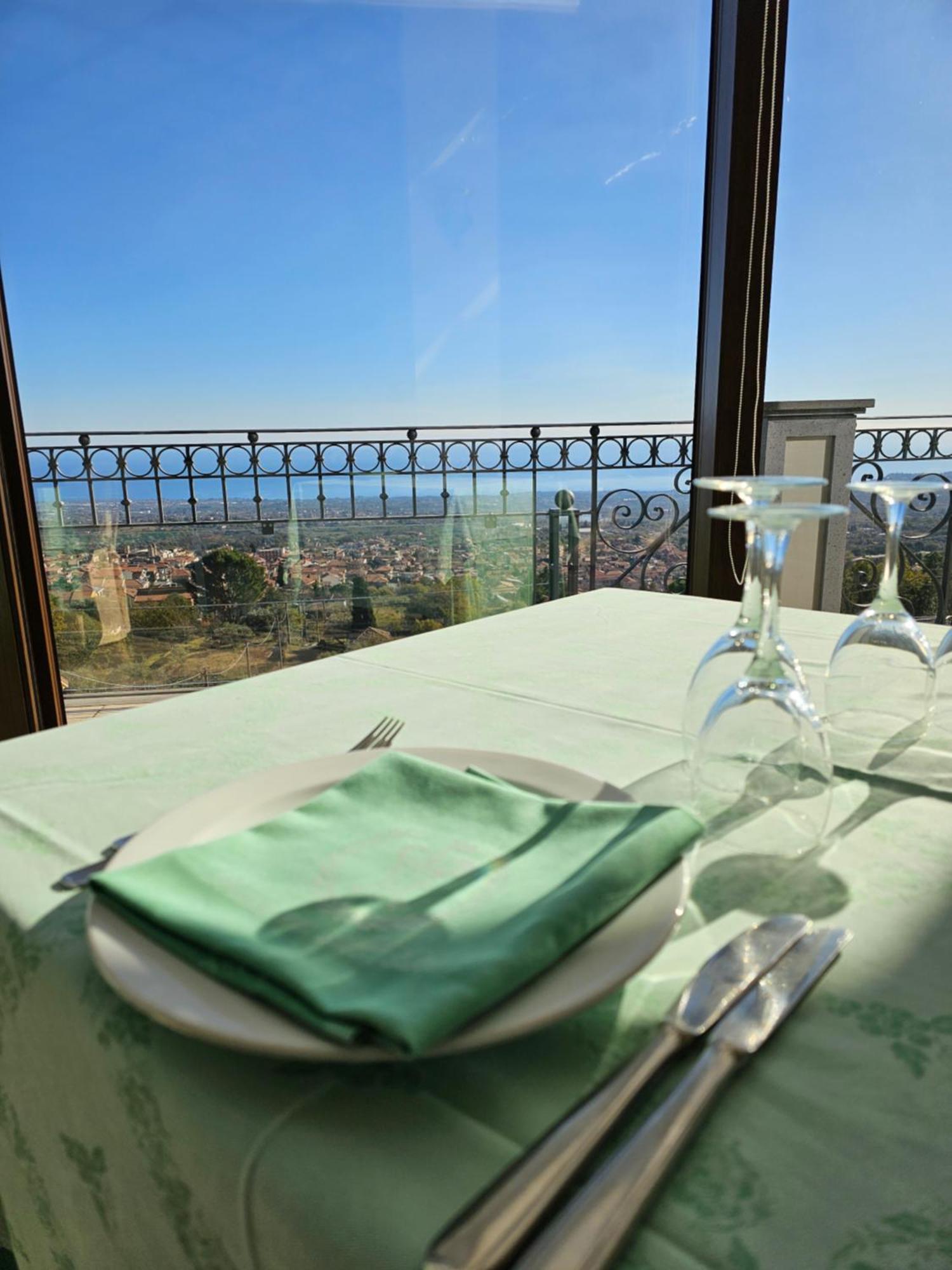 Hotel Primavera Dell'Etna Дзаферана Етнеа Екстериор снимка