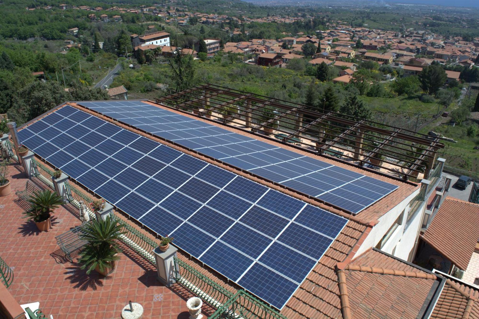 Hotel Primavera Dell'Etna Дзаферана Етнеа Екстериор снимка
